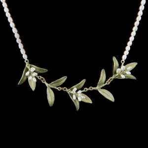 Flowering Myrtle Necklace - Pearl Contour