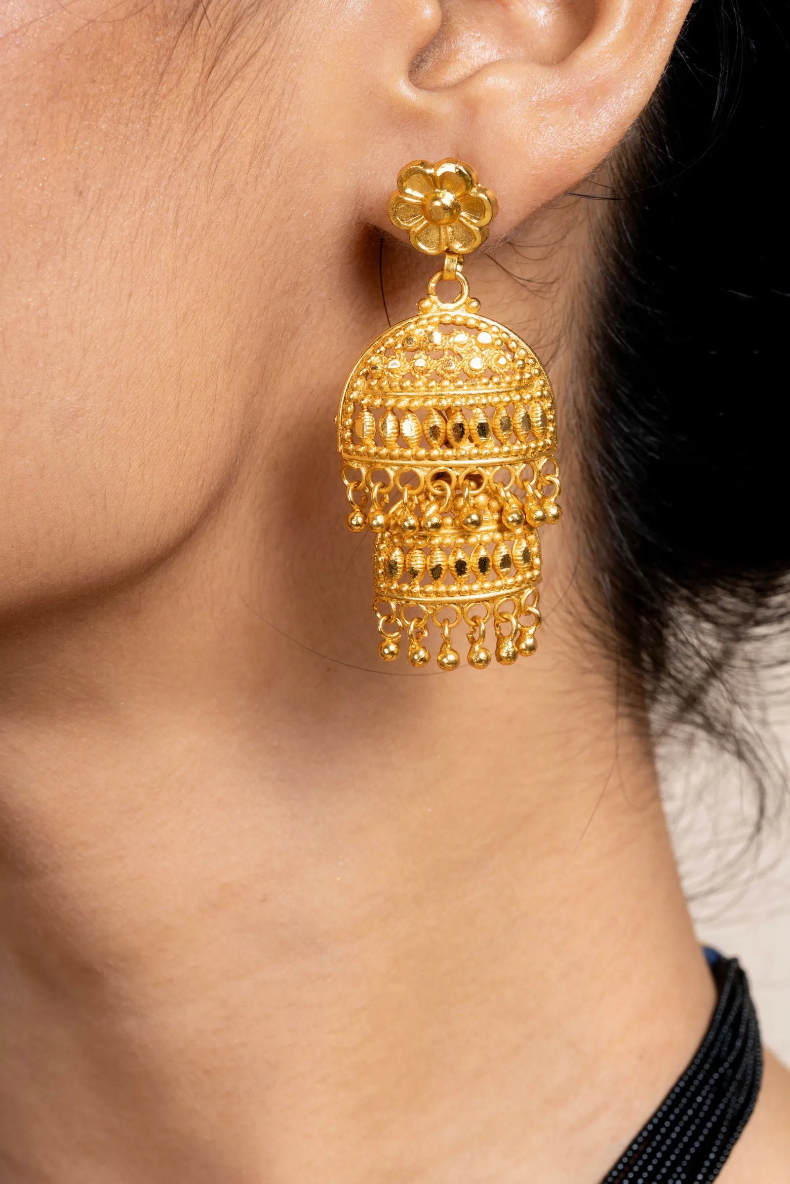 Gold Plated 4 Layer Pendant Necklace Set with Matching Stud Earrings for Elegant Occasions