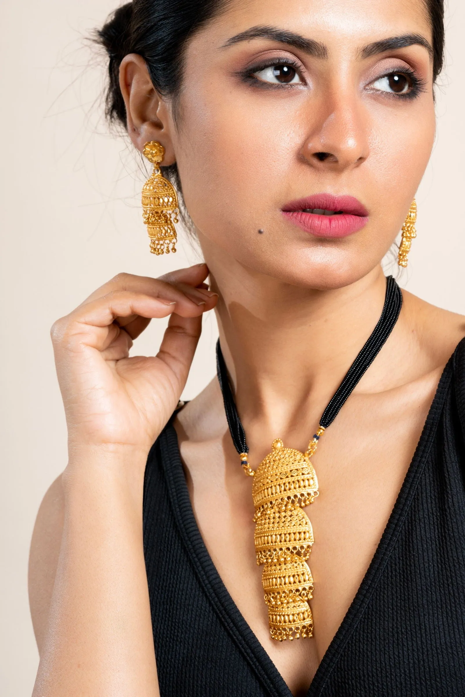 Gold Plated 4 Layer Pendant Necklace Set with Matching Stud Earrings for Elegant Occasions