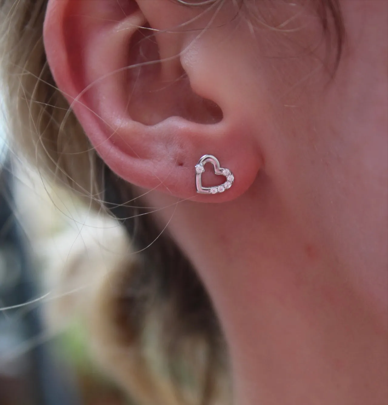 Heart Single Stud - Silver