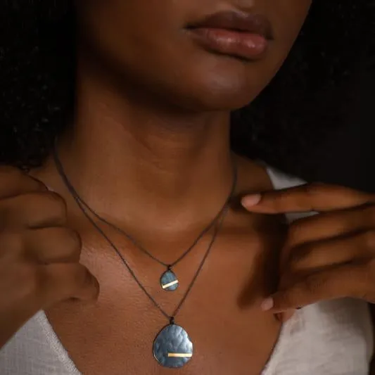 Murmur Pebble Necklace (M) Bright Sterling Silver