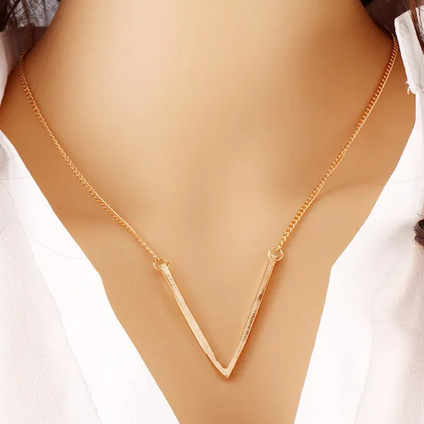 Optimized Title: Elegant Fatima Hand Multilayer Hammered Chain Lariat Necklace with Long Bar Pendant - Stylish Jewelry for Women (JHS018)