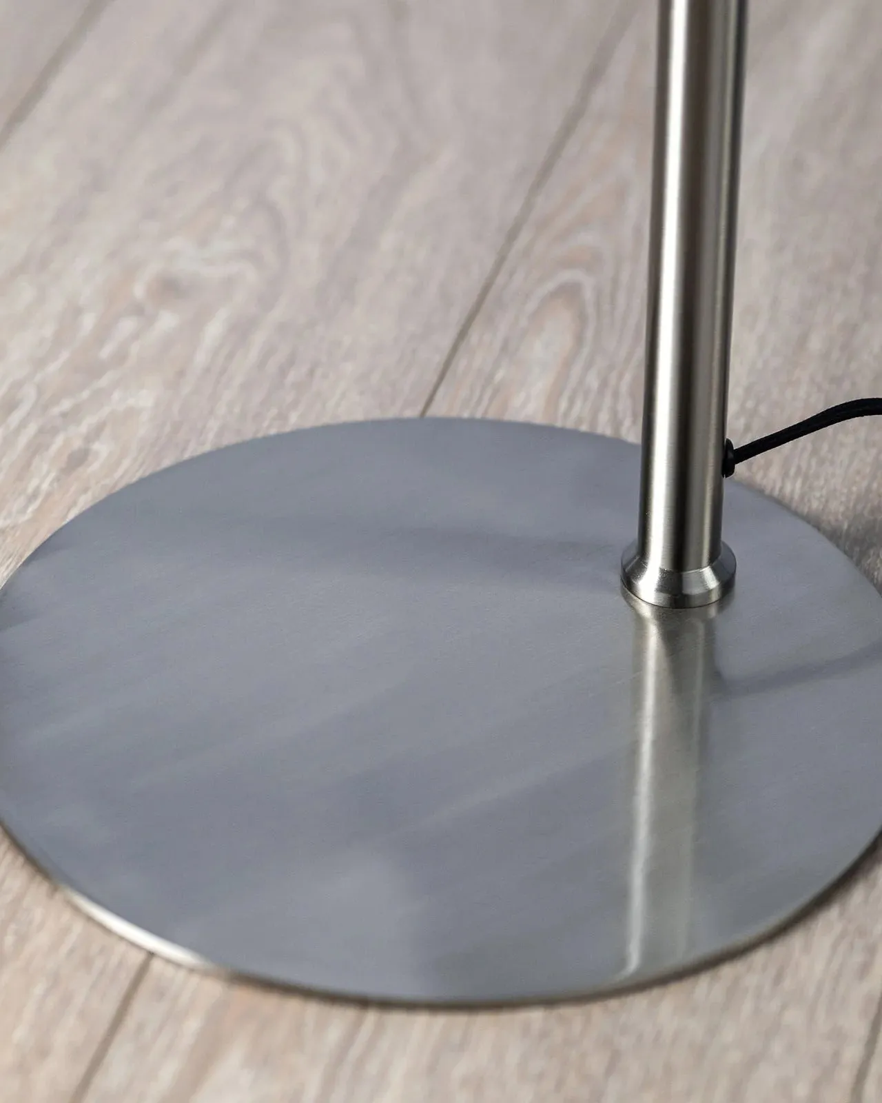 Pleated Cotton Shade Floor Lamp