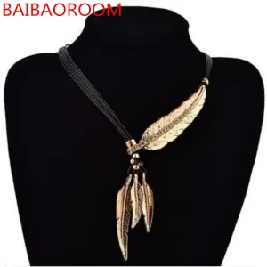 Women Necklace Alloy Feather Statement Necklaces Pendants Vintage Jewelry Rope Chain Necklace Women Accessories for Gift